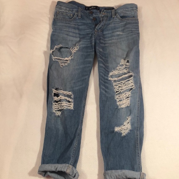Hollister Denim - hollister low rise ripped boyfriend jean!